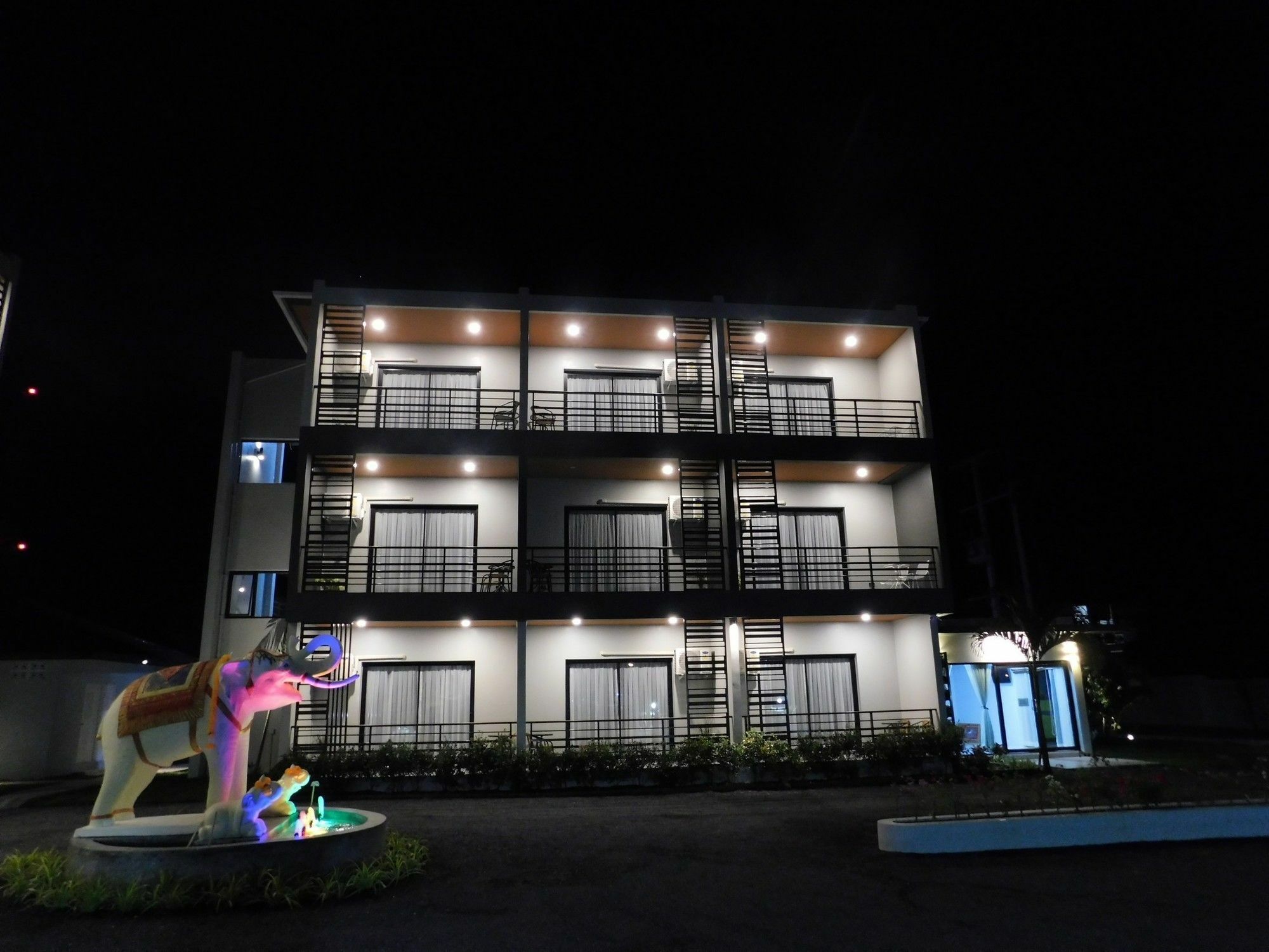 波普托 Baan Plaai Ngam酒店 外观 照片